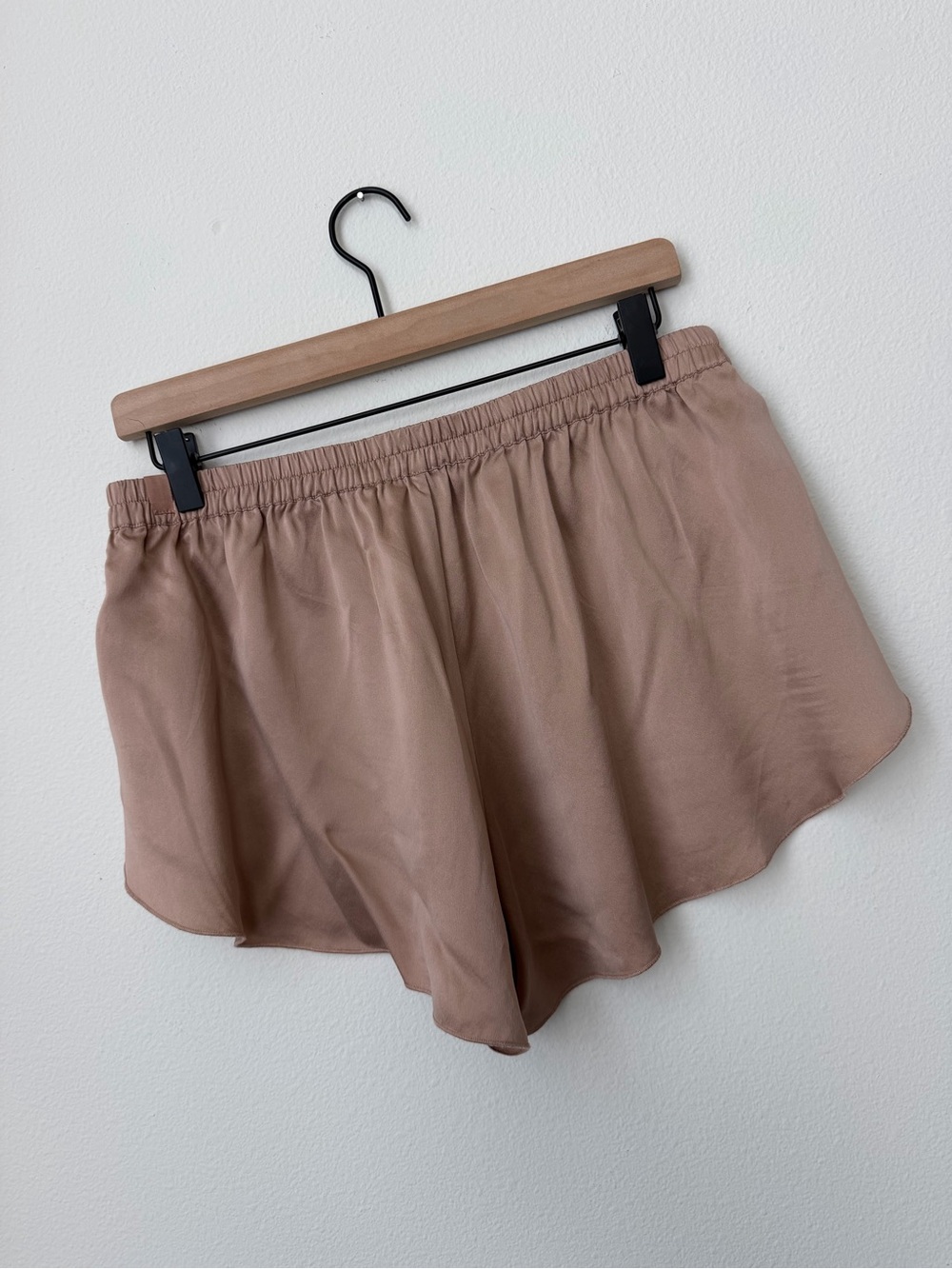 Lunya Washable Silk Tulip Lounge Sleep Shorts Dusty Pink Size M - Picture 4 of 9